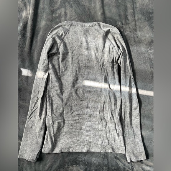 Lululemon Swiftly Long Sleeve 2.0 - Grey - Picture 2 of 3